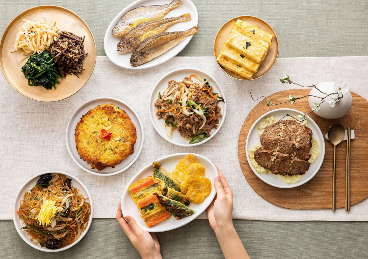 내집 음식 다루듯 조신한 손길 [쉐라톤 서울 디큐브시티 제공]