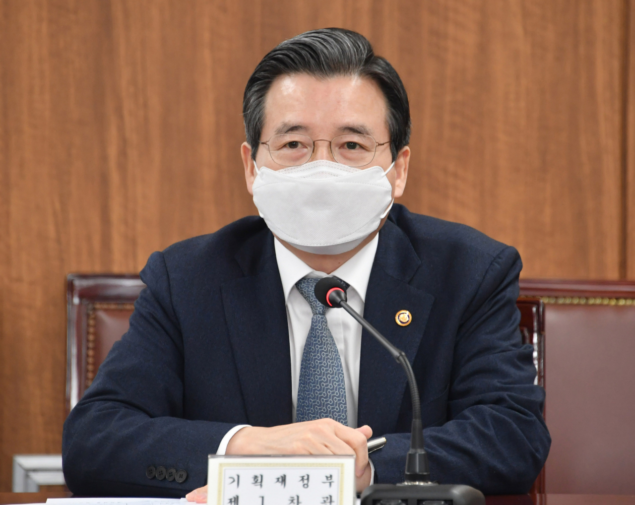 김용범 기획재정부 제1차관이 3일 서울 광화문 정부서울청사에서 열린 '설 성수품 가격 안정 관계기관 회의'에서 발언하고 있다. [기획재정부 제공]