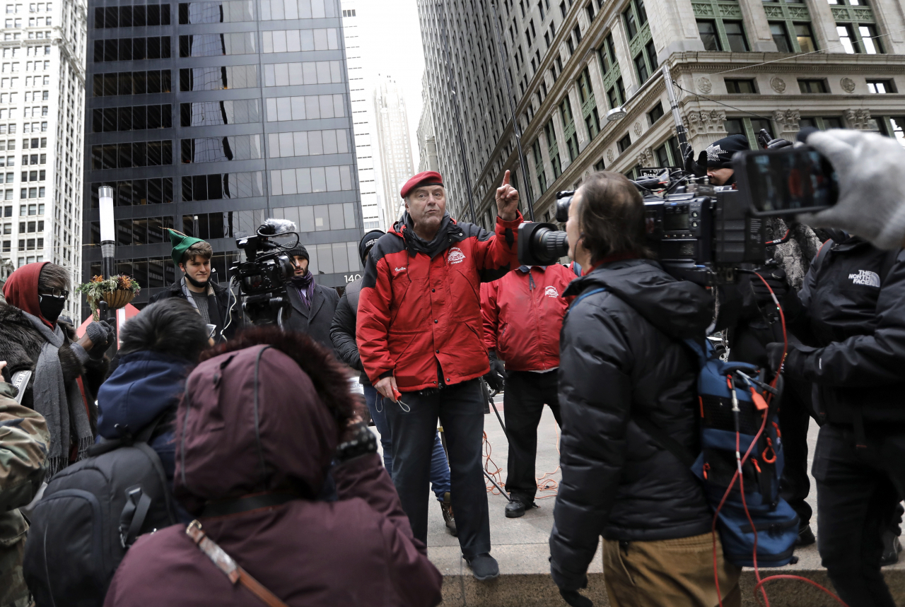 고객정보로 수수료 챙긴 로빈후드...의적인가 악당인가 - 헤럴드경제