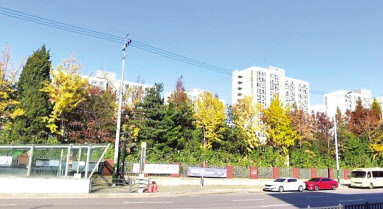 지하철에서 350m 내에 있는 대단지 주공아파트들에서 재건축 기대감이 높아지고 있다. 사진은 인천 남동구 만수주공8단지아파트. [네이버지도 갈무리]