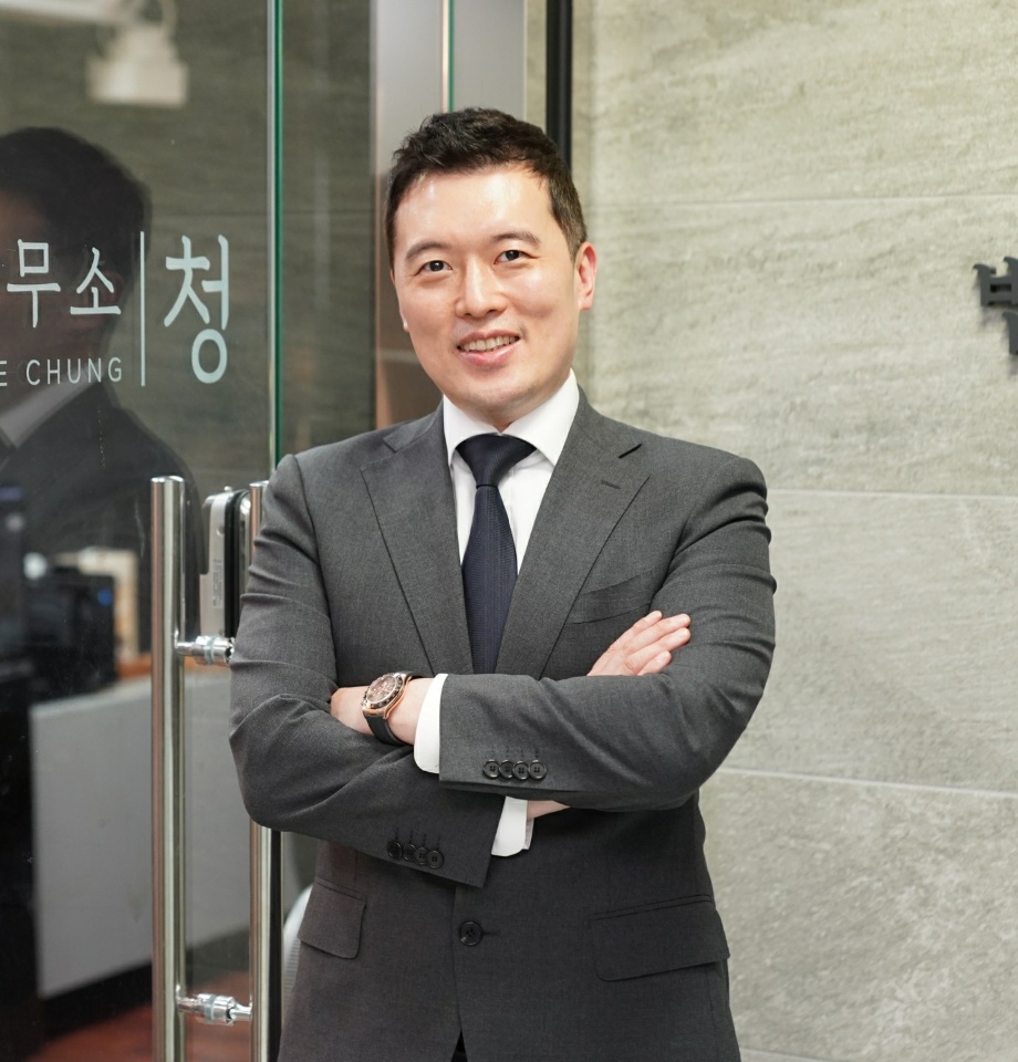 고수익 보장”, “레버리지 10배 이용”... 가짜 HTS 리딩방사기 연루되었다면 - 헤럴드경제