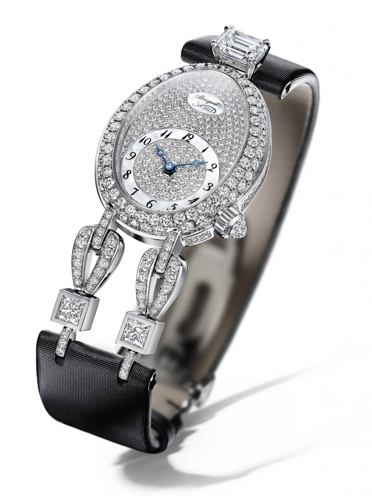 브레게(Breguet)의 ‘르 프티 트리아농’. [갤러리아백화점 제공]