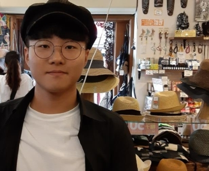 코로나19 1차 유행 당시 의료체계 공백으로 숨진 정유엽(17) 군 생전 모습. [연합]