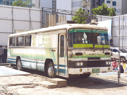 방치된 서울시 미래유산 ‘영동스낵카’…고철값에 폐차 위기