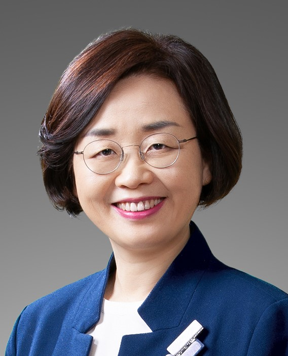 윤석희 한국여성변호사회장이 19일 국가인권위원회 신임 인권위원(비상임)으로 임명됐다. [국가인권위원회 제공]