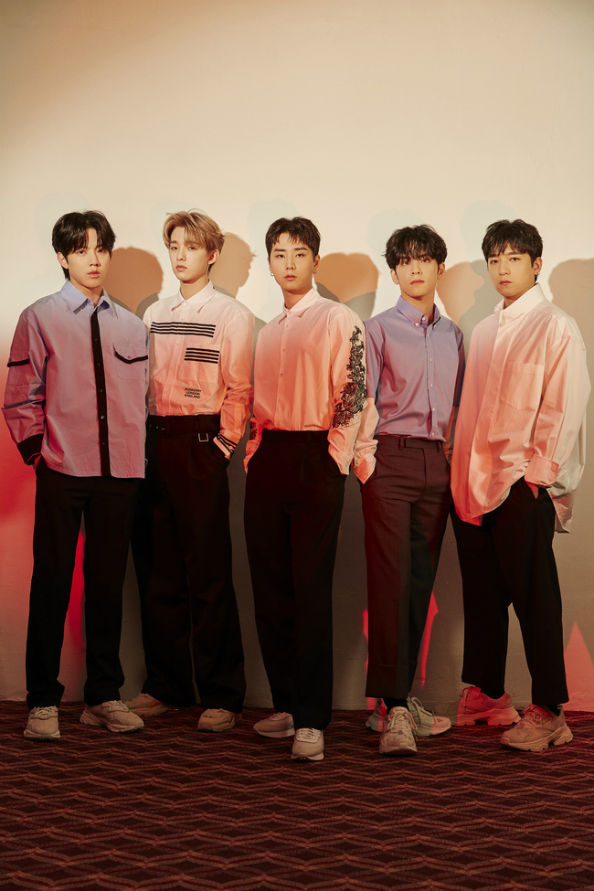 (Credit: JYP Entertainment)