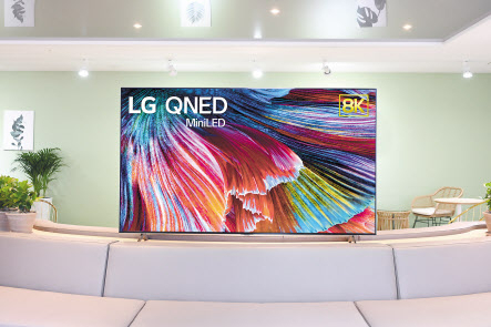 LG전자 미국 홈페이지에 공개된 LG QNED TV 제품 사진. [LG전자 제공]