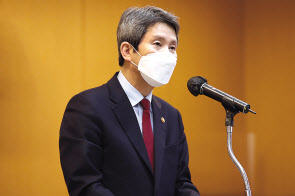 이인영