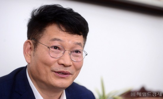 송영길 더불어민주당 의원. [이상섭 기자/babtong@heraldcorp.com]