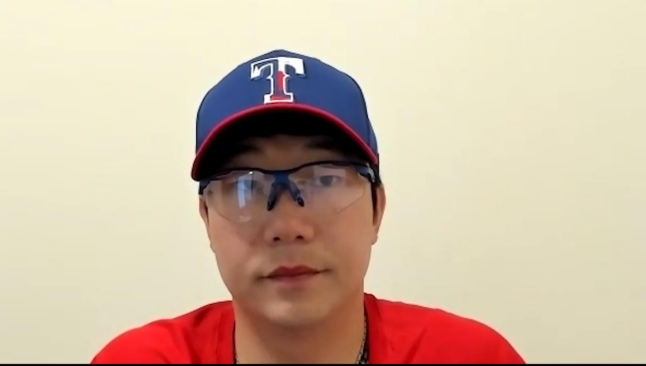 미국프로야구 시범경기에서 텍사스 레인저스 유니폼을 입고 두 번째로 등판해 2이닝을 무실점으로 역투한 왼손 투수 양현종(33)이 결과에 만족감을 나타냈다. 두 번째 미국프로야구(MLB) 시범경기 등판 후 언론과 화상 인터뷰한 양현종. [연합]