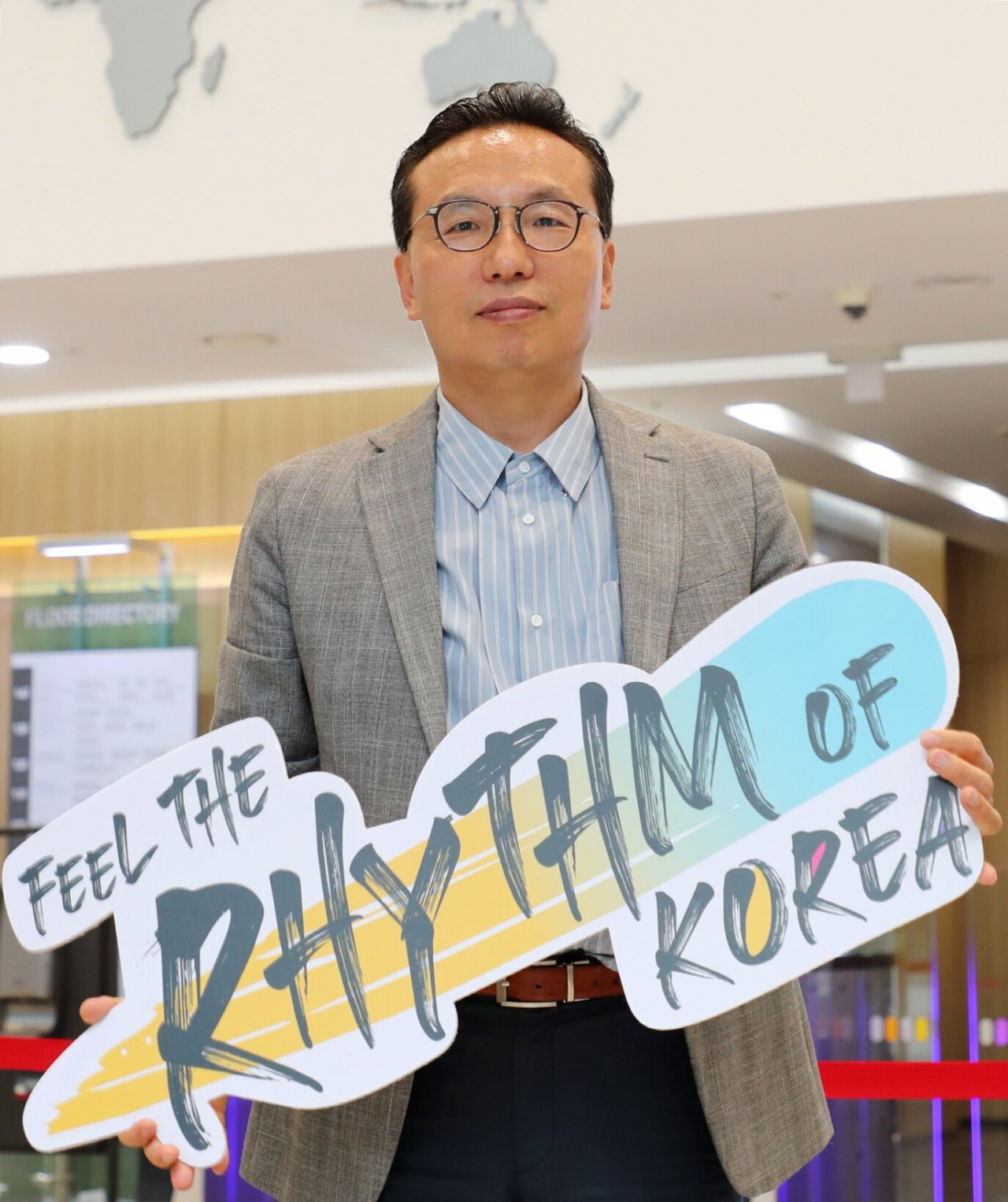 이날치-앰비규어스를 출연시켜 한국관광 해외홍보영상 ‘Feel the Rhythm of Korea’를 기획,제작한 오충섭 브랜드마케팅팀장