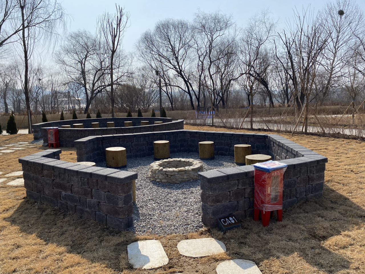 4월 한강 난지캠핑장이 새단장하고 문을 연다. 사진은 캠프파이어존(8인). [서울시 제공]