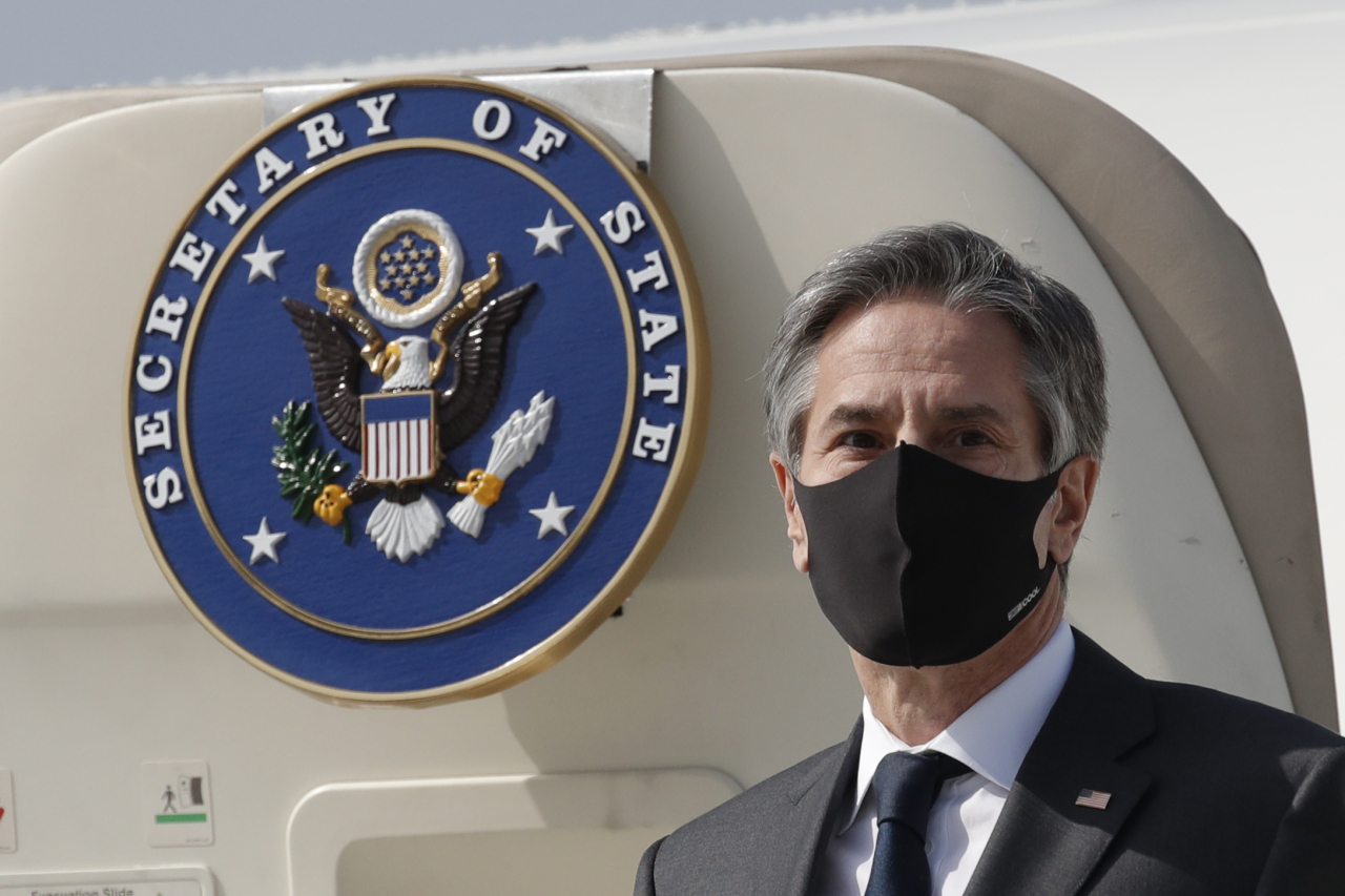 US Secretary of State Antony Blinken arrives at Osan Air Base in Pyeongtaek, Wednesday. (AP-Yonhap)