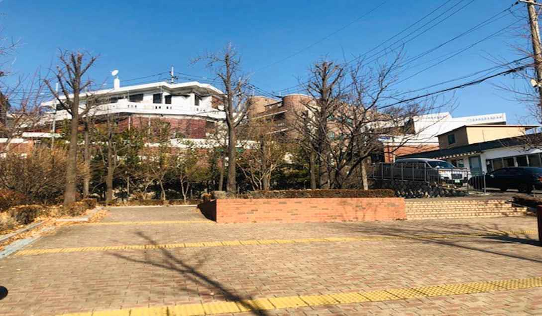 종로구 창삼 쉼터 조성 전. [서울시 제공]