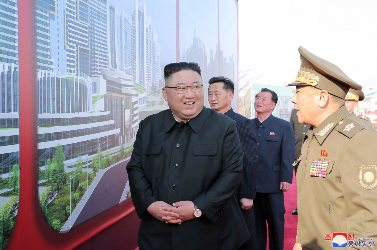 북한은 지난 23일 수도 평양에 주택 1만세대를 짓는 착공식을 진행했다고 조선중앙통신이 24일 전했다. [헤럴드경제DB]