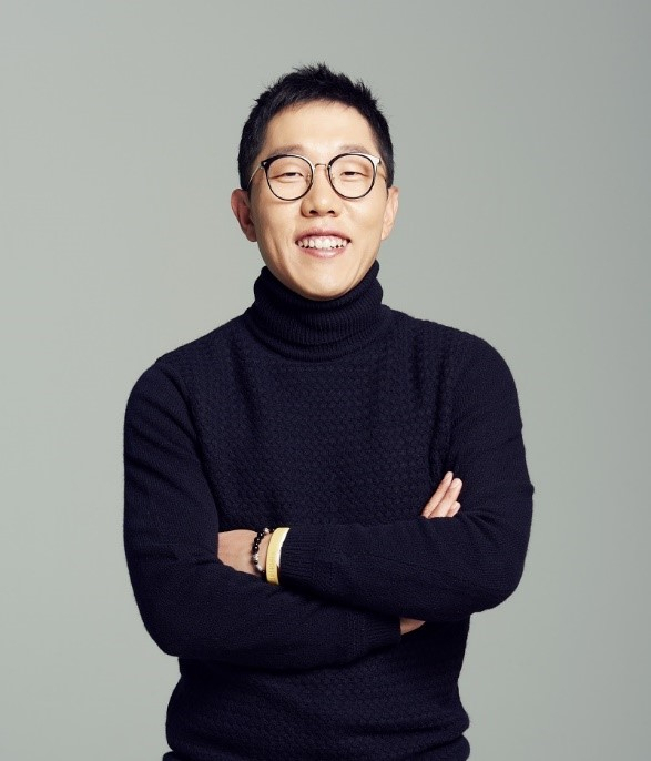 방송인 김제동. 인터파크 제공