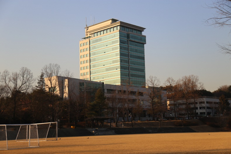 평진원 전경