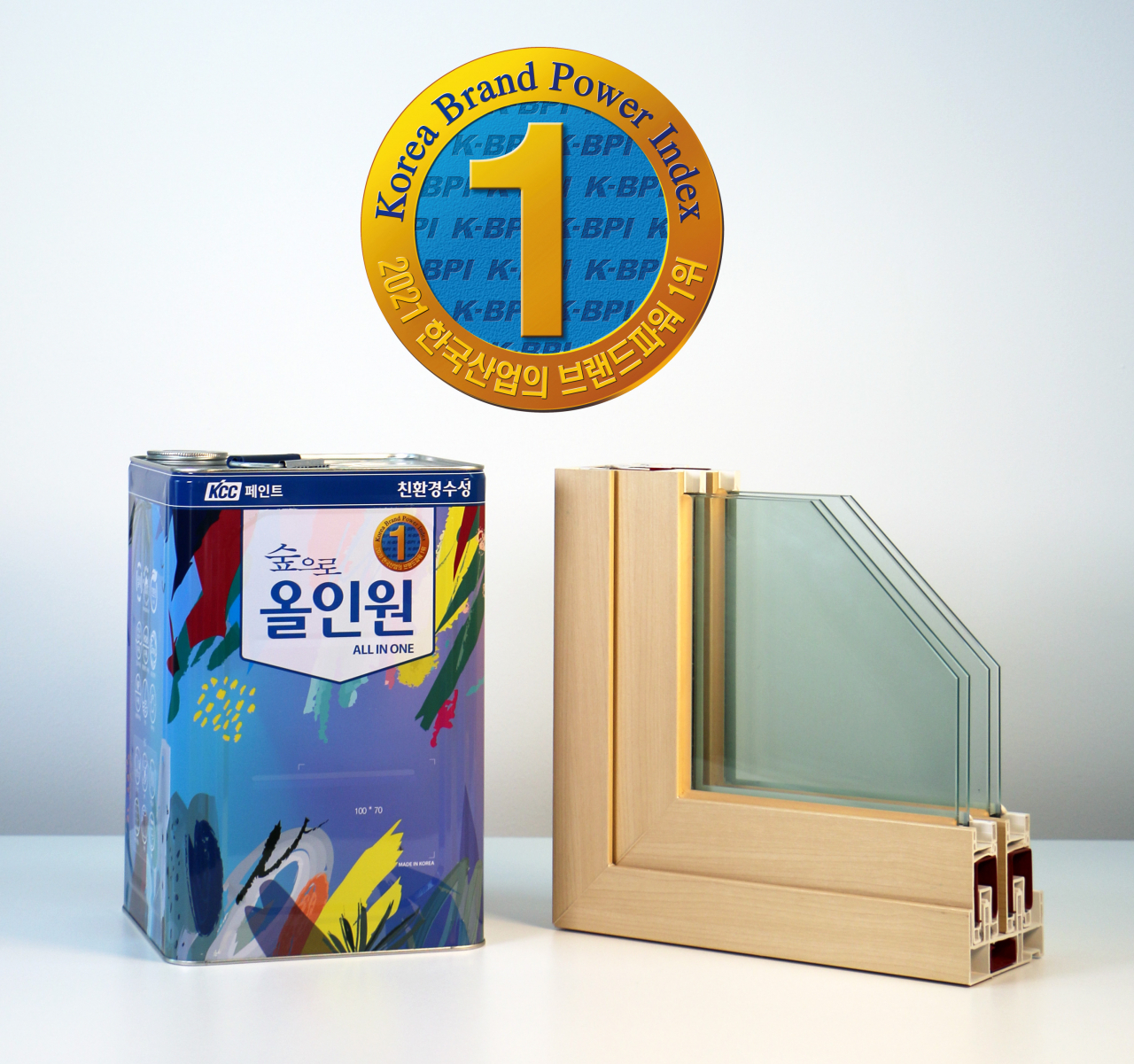KCC의 친환경페인트와 창호재가 한국산업의 브랜드파워 조사에서 1위에 올랐다. [KCC 제공]