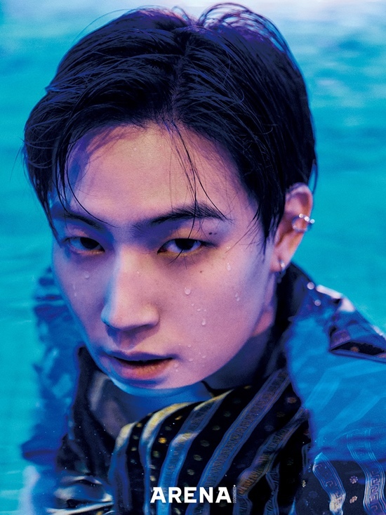 (Credit: Arena Korea)
