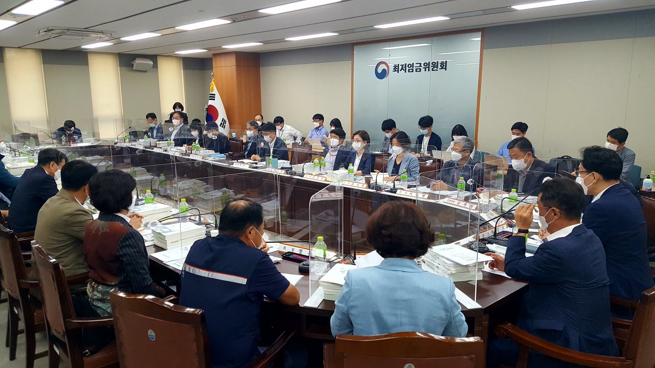 최저임금위원회 전원회의 모습 [헤럴드DB]