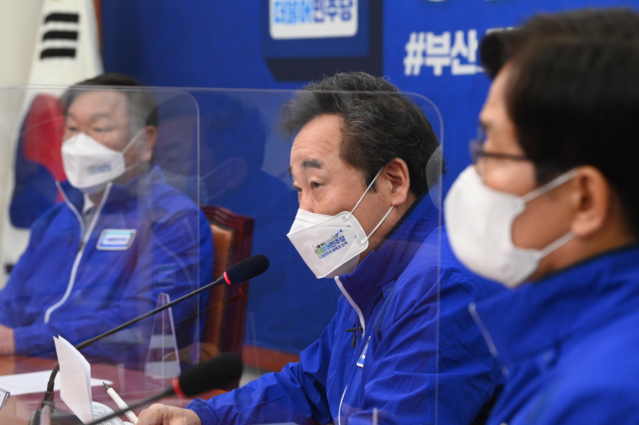 이낙연 더불어민주당 공동 상임선대위원장이 5일 국회에서 열린 중앙선대위 회의에서 발언하고 있다. 이상섭 기자/
