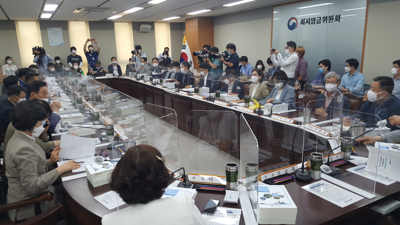 최저임금위원회 전원회의 모습 [헤럴드DB]