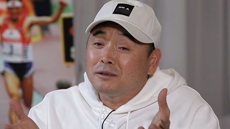지난 3월 15일 방영된 TV조선 ‘스타다큐 마이웨이’에서 투병 생활을 공개한 마라토너 이봉주. [TV조선 갈무리]