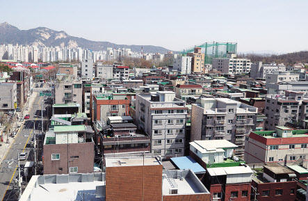오 시장은 도심권·서북권·서남권·동북권·동남권 등 서울 5개 권역 핵심지 개발에 나설 계획이다. 사진은 동북권 개발 지역 중 하나인 도봉구 창동 일대. [연합]