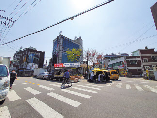 서울시장 보궐선거가 치러진 7일 오후 찾은 성수전략정비구역의 모습. [이민경 기자]