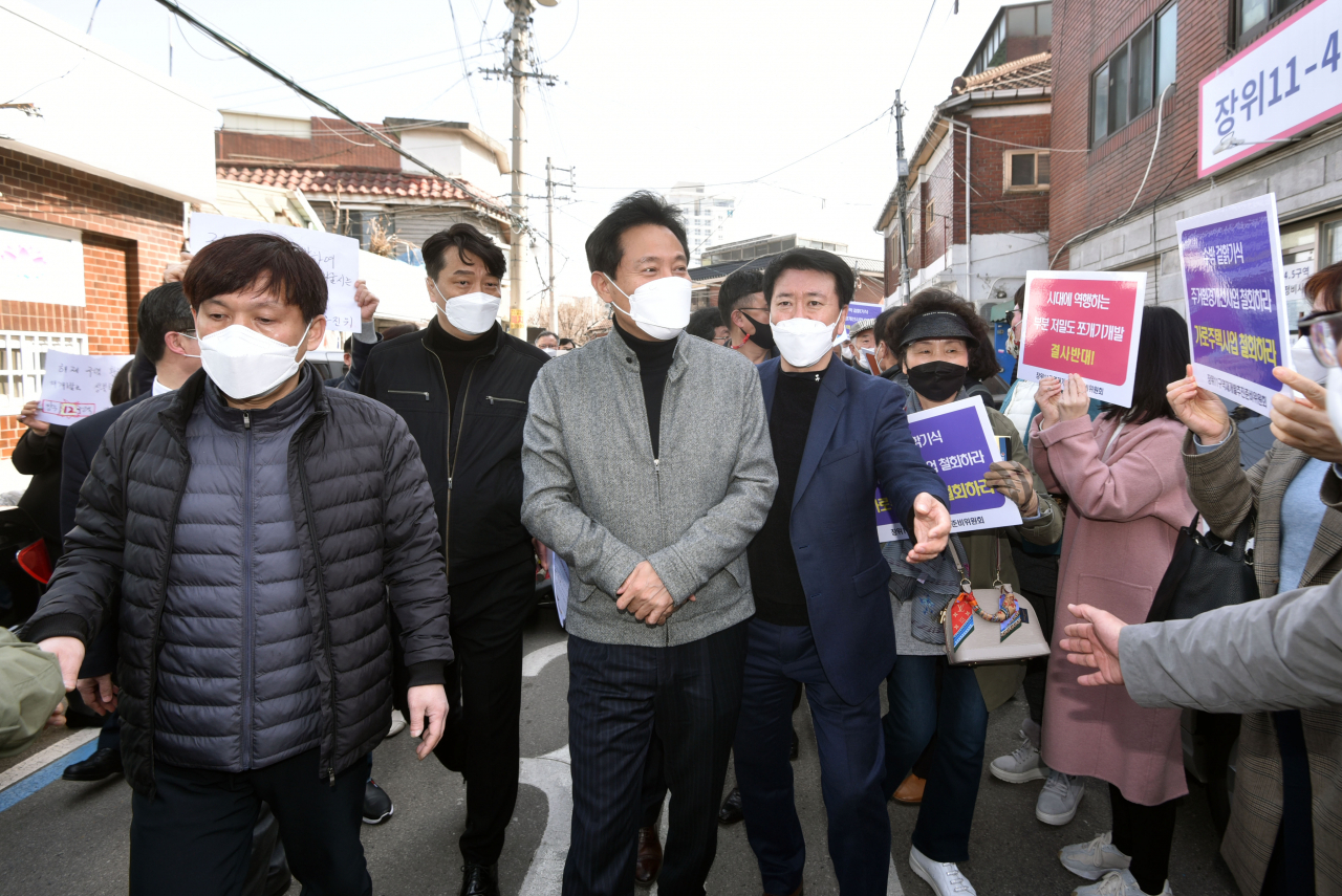 朴가고 吳왔어도 여전히 높은 벽, 장위14구역 재개발 [부동산360]