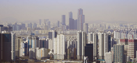 서울 남산에서 바라본 서울 도심의 모습. [헤럴드경제DB]
