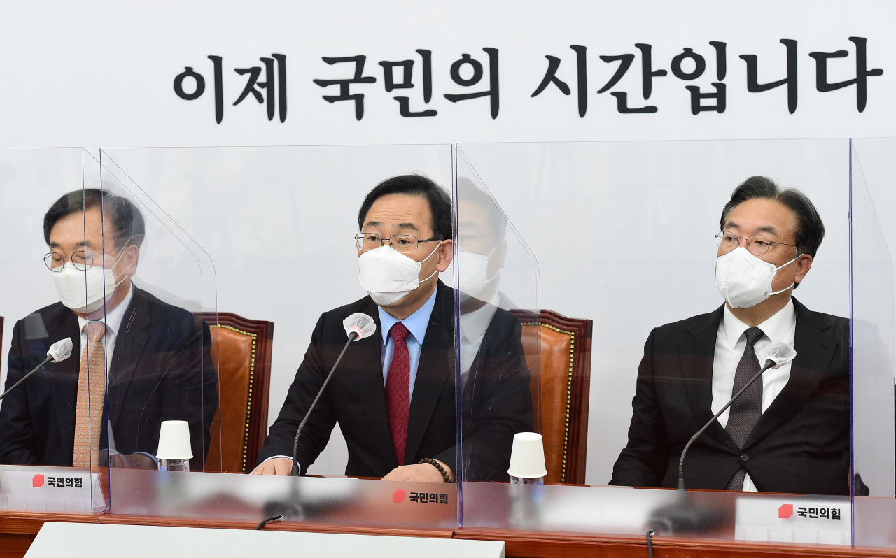 주호영 국민의힘 당대표 권한대행이 14일 국회에서 열린 당대표 권한대행-중진의원 연석회의에서 발언하고 있다. [헤럴드경제=이상섭 기자]