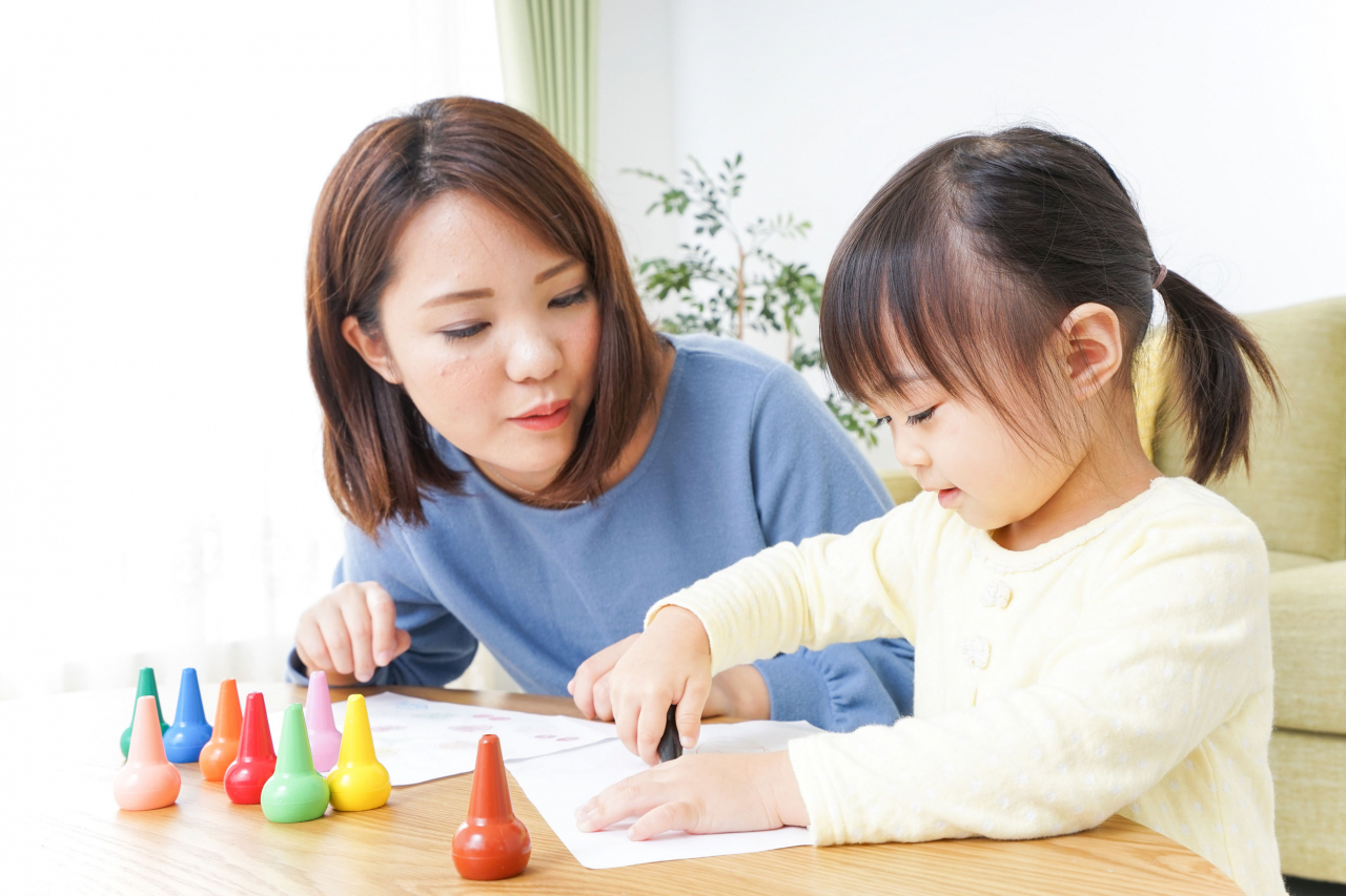 “등하교 도우미 ‘당근’합니다”…동네 구인구직 몰려드는 당근마켓