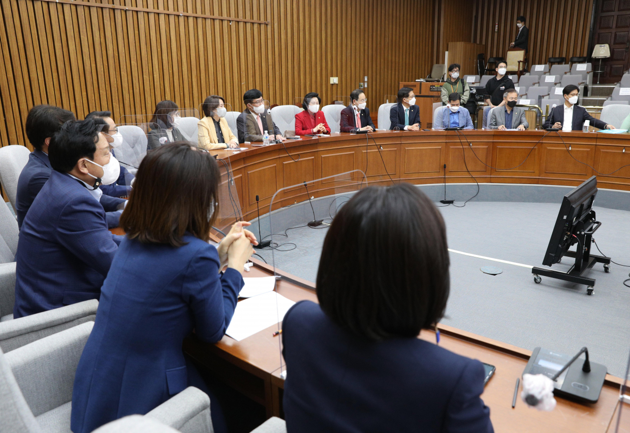 국민의힘 초선의원 총회가 14일 서울 여의도 국회에서 열리고 있다.[연합]