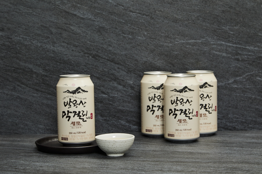 비알코올 막걸리 탄산음료 ‘발왕산 막걸리 제로’. [일화 제공]