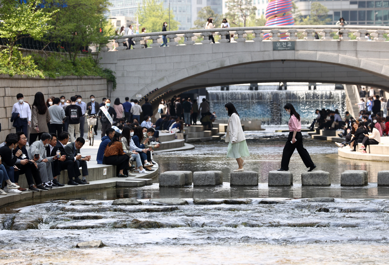 오늘도 한낮 25도 넘는 ‘초여름 날씨’…서울 낮최고 27도