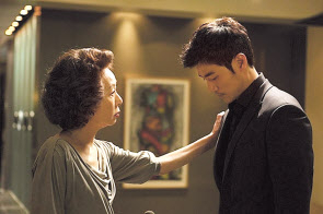 ‘돈의 맛’(2012년)