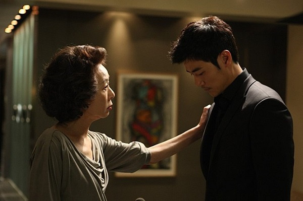 ‘돈의 맛’(2012년)
