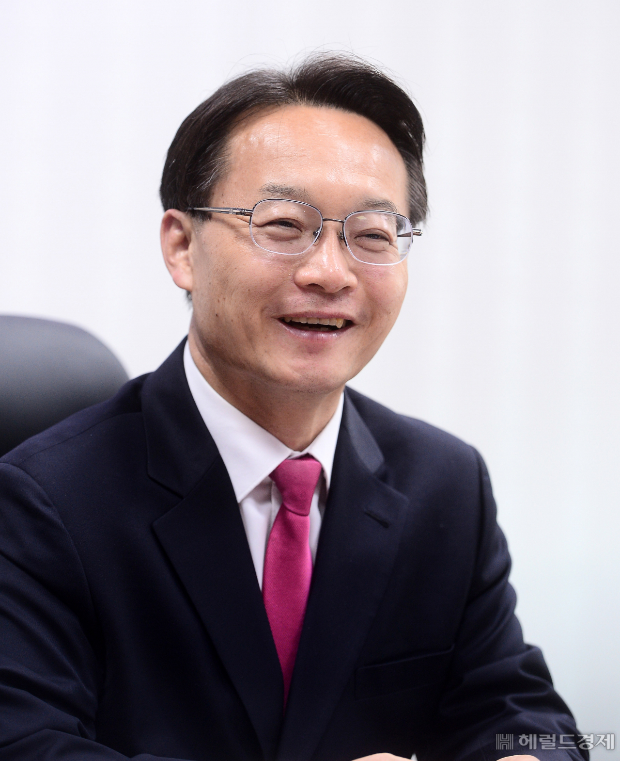 국민의힘 당 대표에 도전하는 조해진 의원이 지난 28일 국회 의원회관에서 헤럴드경제와 인터뷰를 하고 있다. [이상섭 기자/babtong@heraldcorp.com]