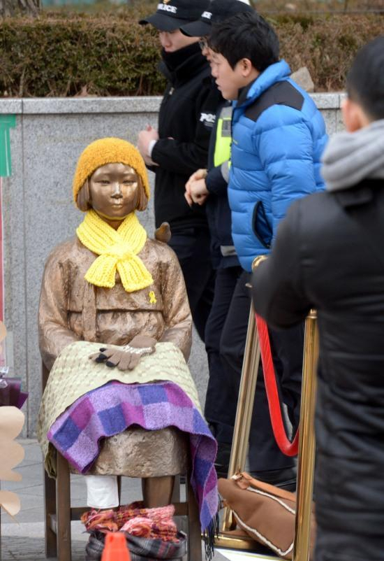 일본 최대 일간지인 요미우리신문이 자국 교과서의 '종군위안부'라는 단어 중 '종군'이 "강제 연행이 있었던 것 같은 오해를 초래하기 쉽다"며 부적절하다고 주장했다. [사진=헤럴드DB]