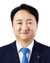 권준학 농협은행장