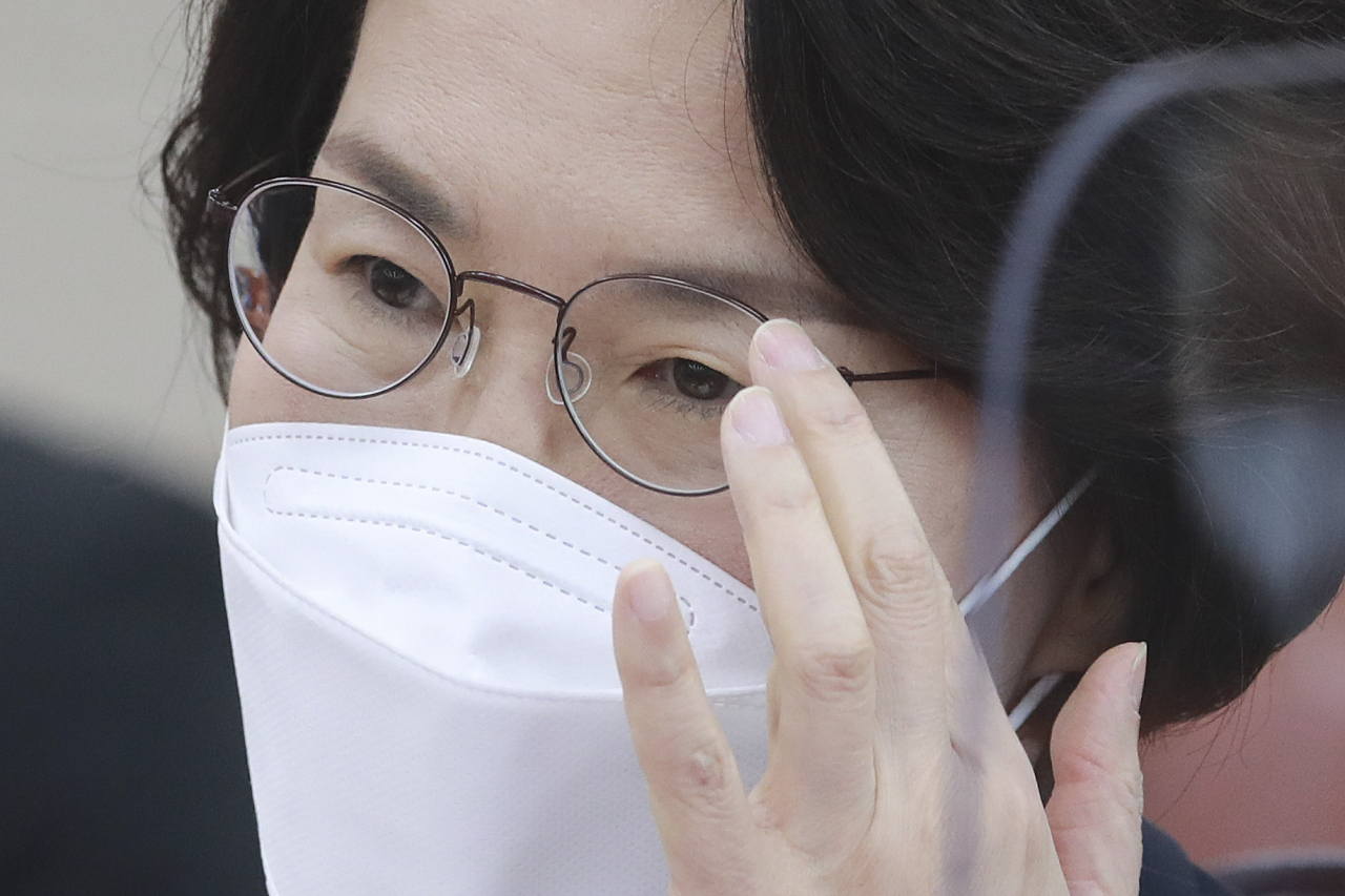임혜숙 과학기술정보통신부 장관 후보자가 4일 서울 여의도 국회 과학기술정보방송통신위원회에서 열린 인사청문회에 출석했다. [연합]