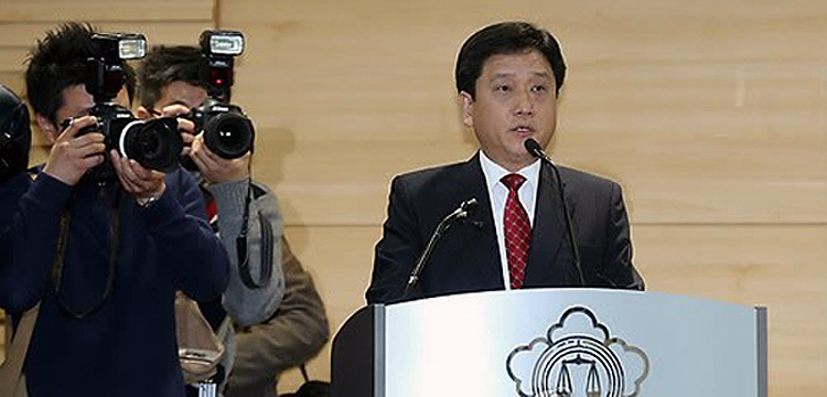 2012년 내곡동 사저 특검 시절의 이광범 변호사. ‘엘케이비앤파트너스’ 창립자이자 현역 대표변호사다. [연합]