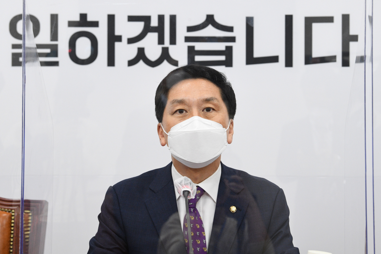 김기현 국민의힘 당 대표 권한대행 겸 원내대표가 6일 오전 서울 여의도 국회에서 열린 비상대책위원회 회의에 참석, 발언하고 있다. [연합]