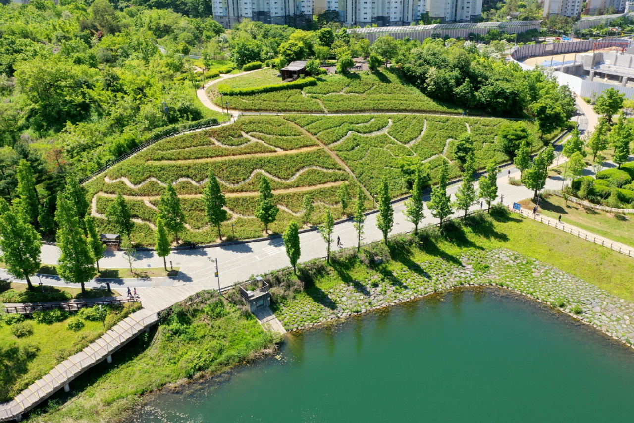 철쭉동산