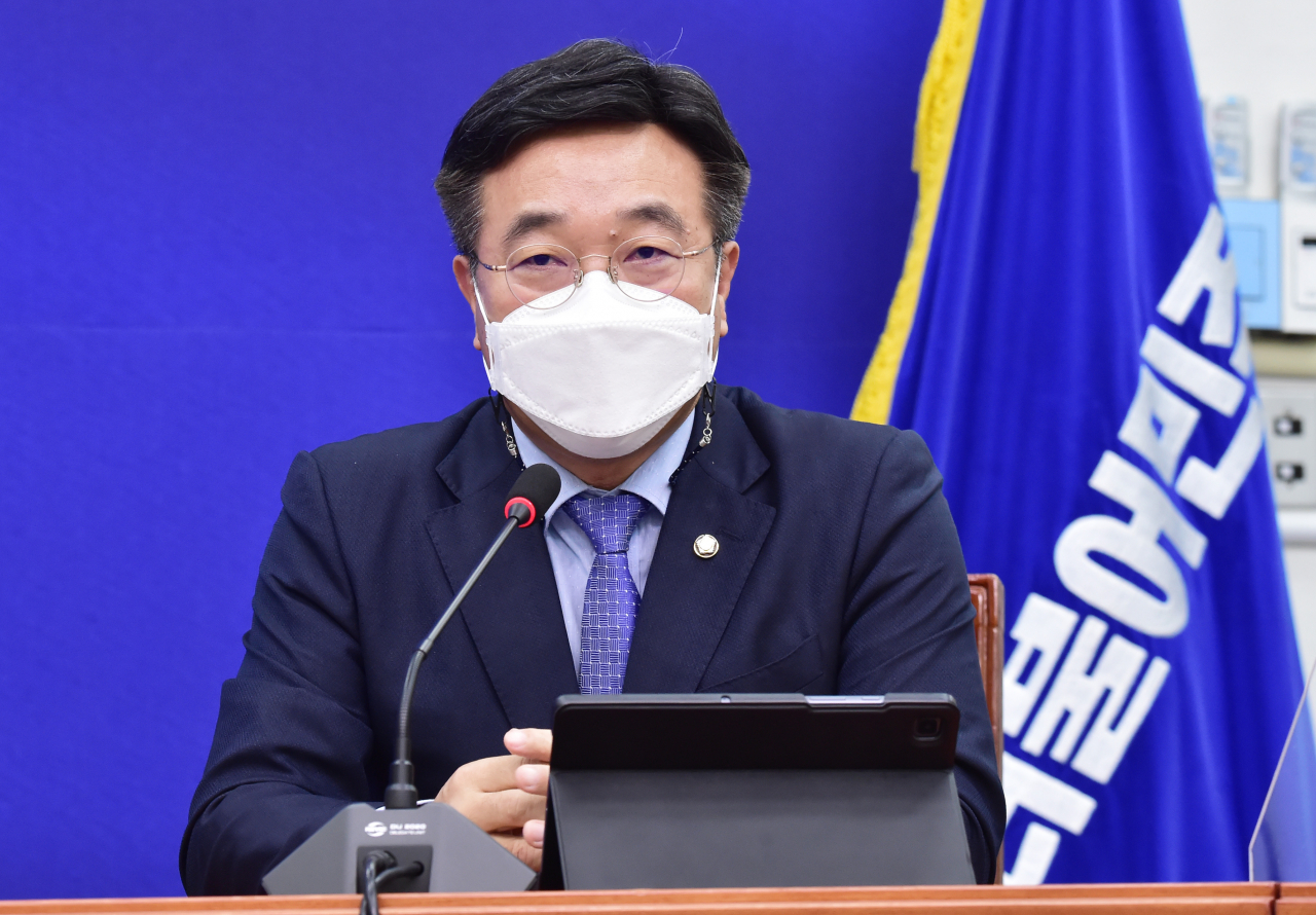 더불어민주당 윤호중 원내대표가 14일 서울 여의도 국회에서 열린 최고위원회의에서 발언하고 있다. [사진=이상섭 기자/babtong@heraldcorp.com]