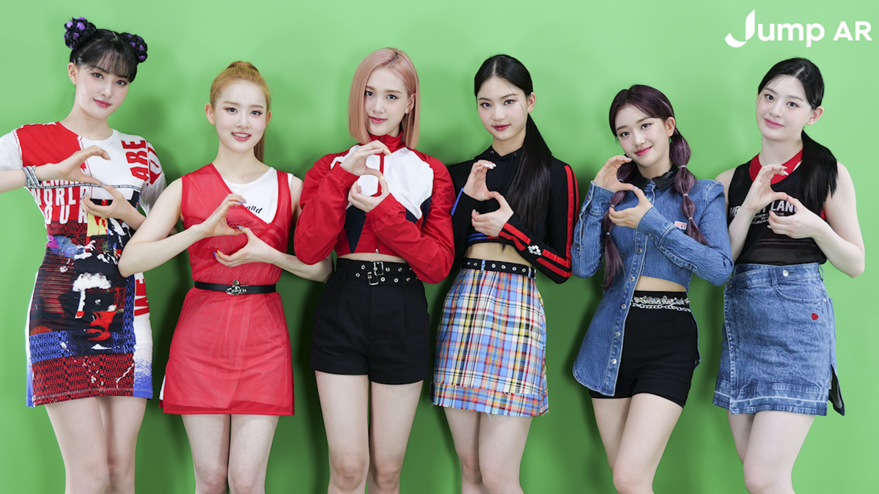 SK텔레콤이 ‘K팝 메타버스 프로젝트’ 협업 아티스트로 신예 K팝 아이돌 그룹 ‘스테이씨’를 새롭게 선정하고 관련 콘텐츠를 선보인다고 19일 밝혔다. [SK텔레콤 제공]