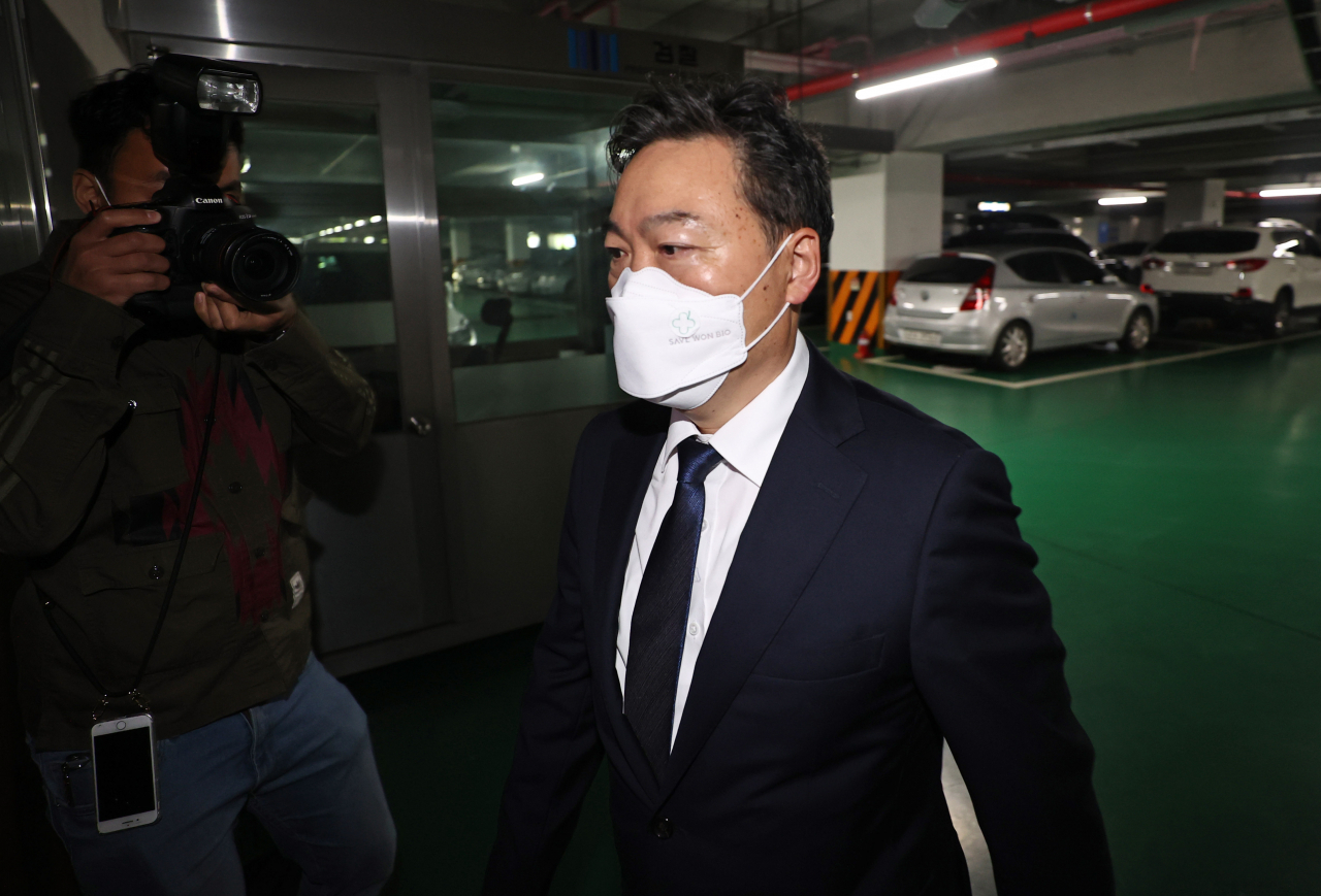 김오수 검찰총장 후보자가 18일 오전 인사청문회 준비단 사무실이 차려진 서울 서초구 서울고검으로 출근하고 있다. [연합]