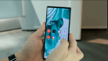 중국 스마트폰 제조사 오포(OPPO)의 롤러블폰 ‘오포X2021’ 시제품 [출처=유튜브 채널 ‘Fold Universe’]