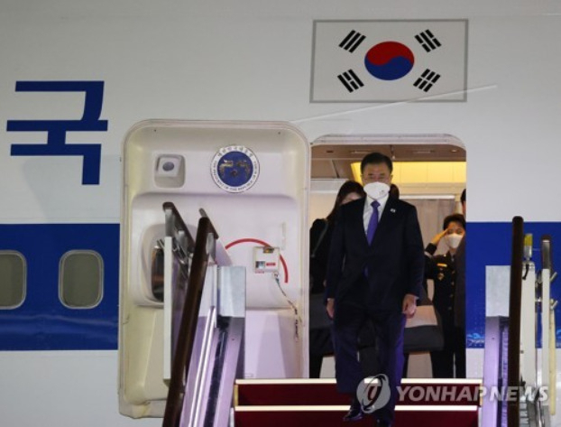 방미 마치고 귀국한 문 대통령[출처: 연합]